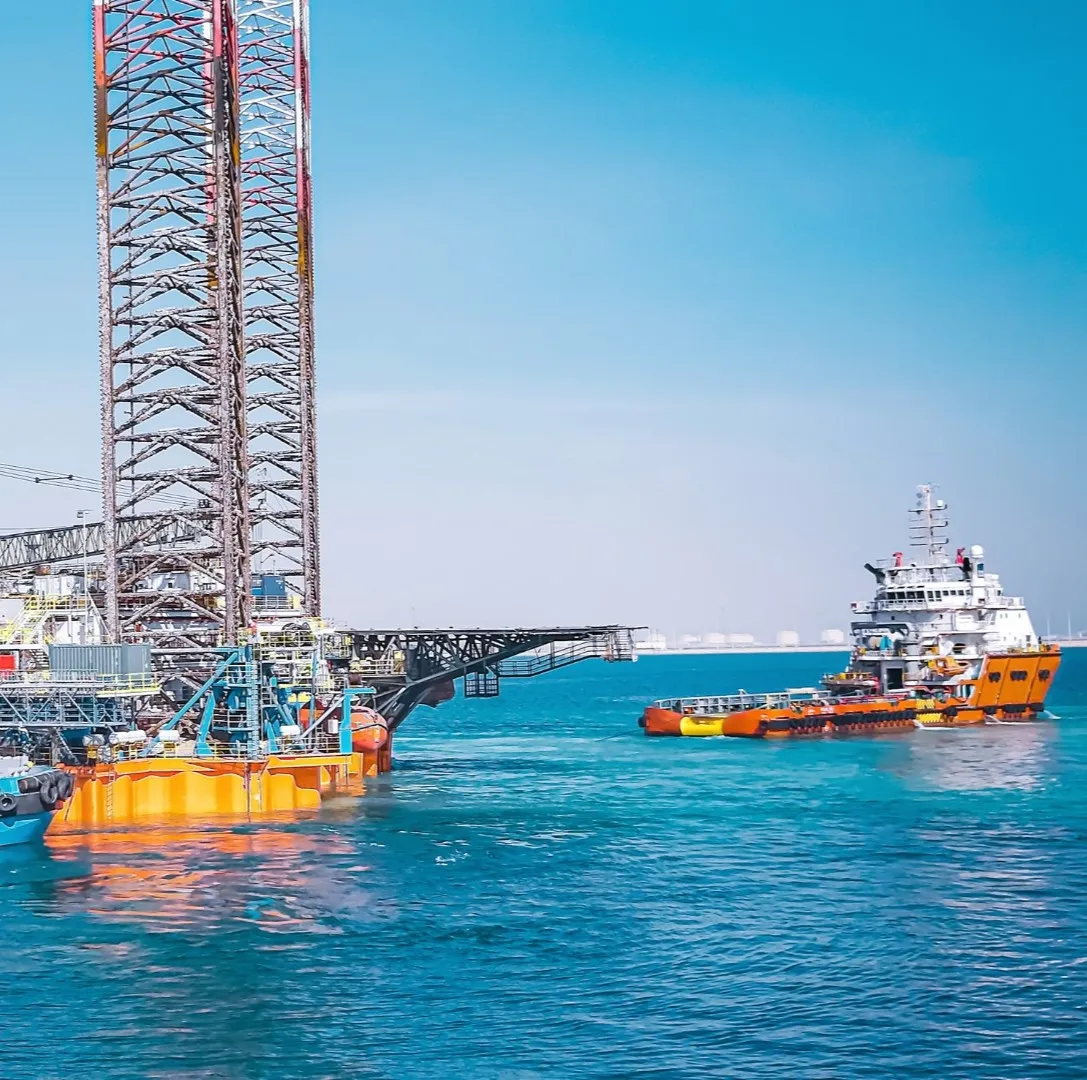 Offshore oil and gas platform with AI visual inspection monitoring subsea pipelines, welds, and rig structures for corrosion and fatigue